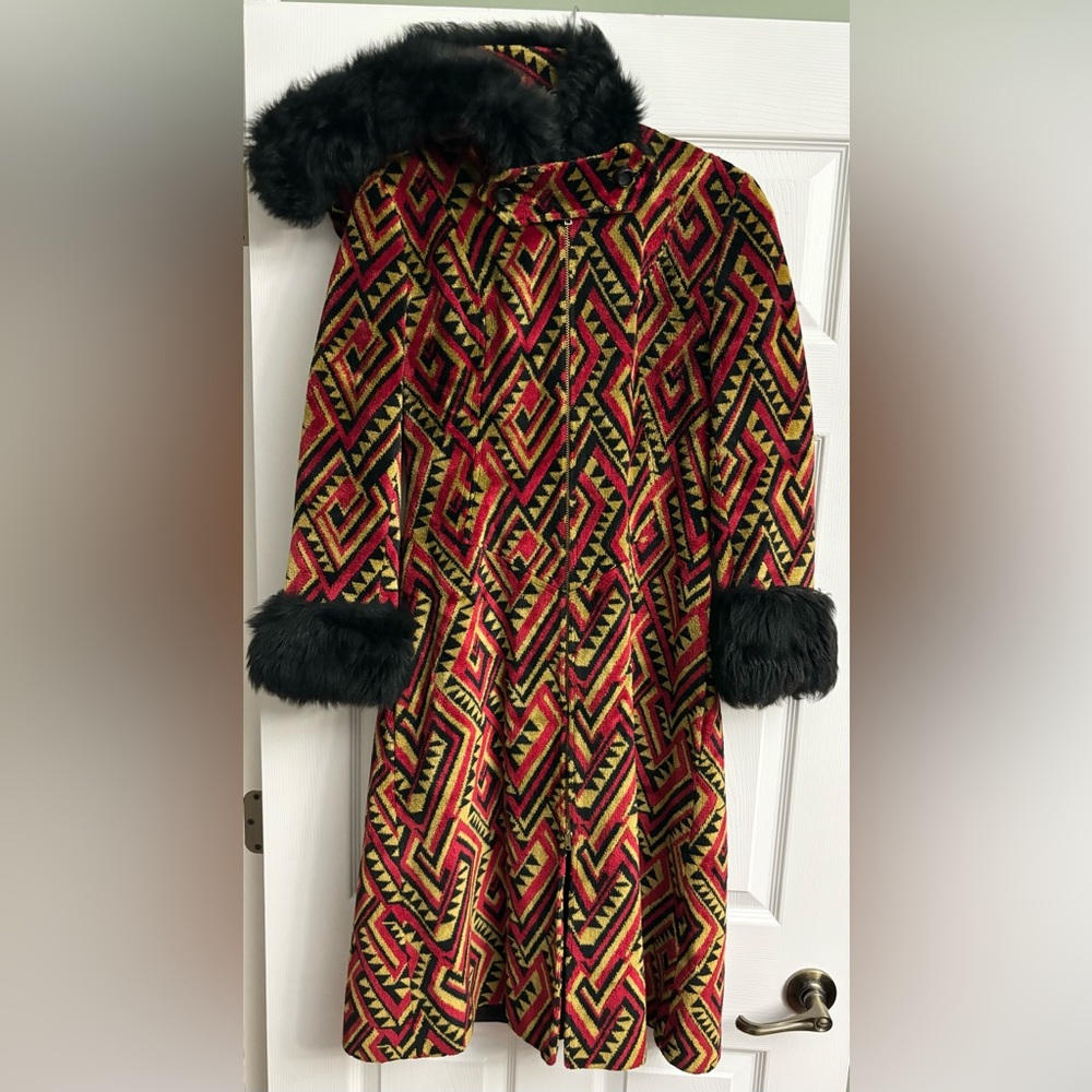 Vintage 70’s fashion by Jill Jr African (Aztec) Design Coat. Size Small